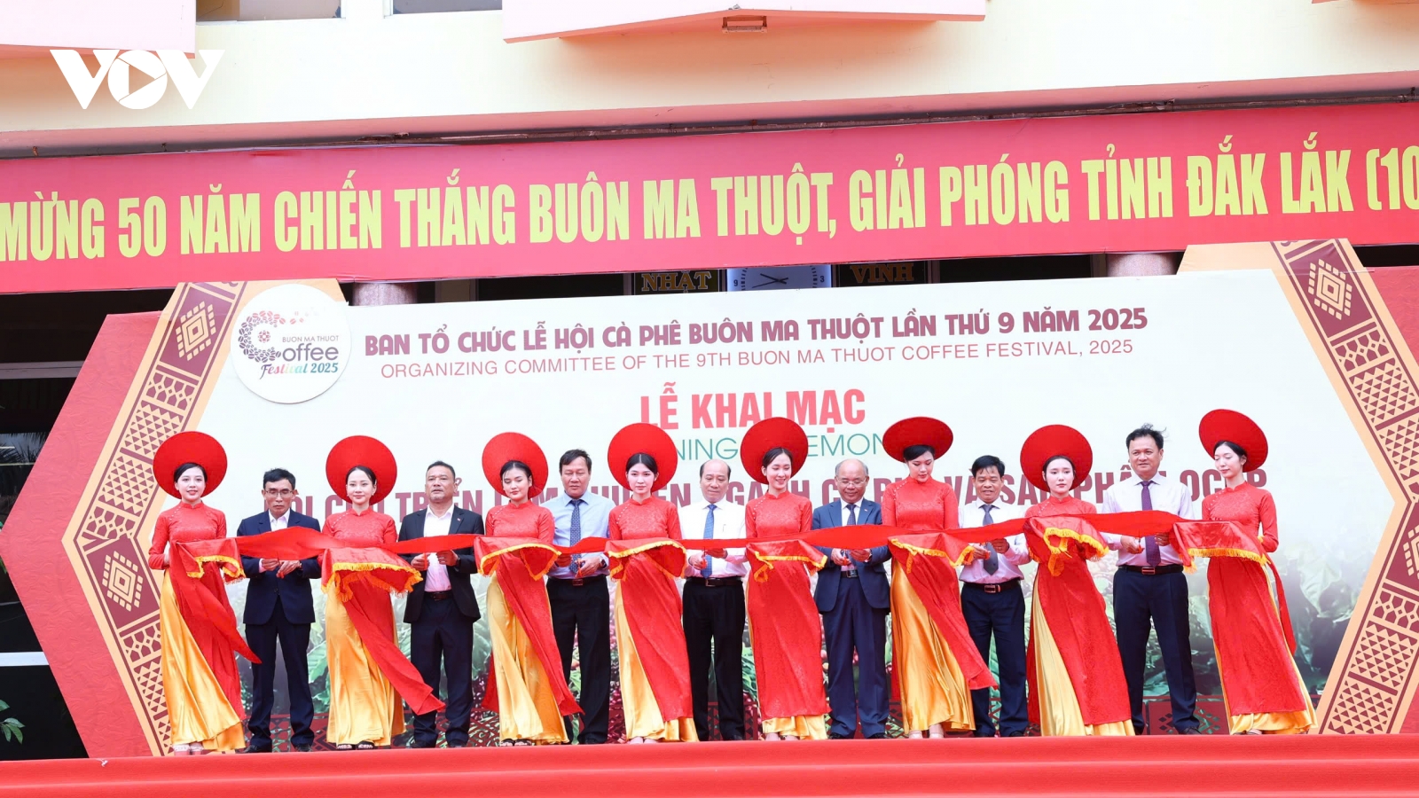 435 gian hàng trưng bày tại Hội chợ Triển lãm chuyên ngành Cà phê tại Đắk Lắk